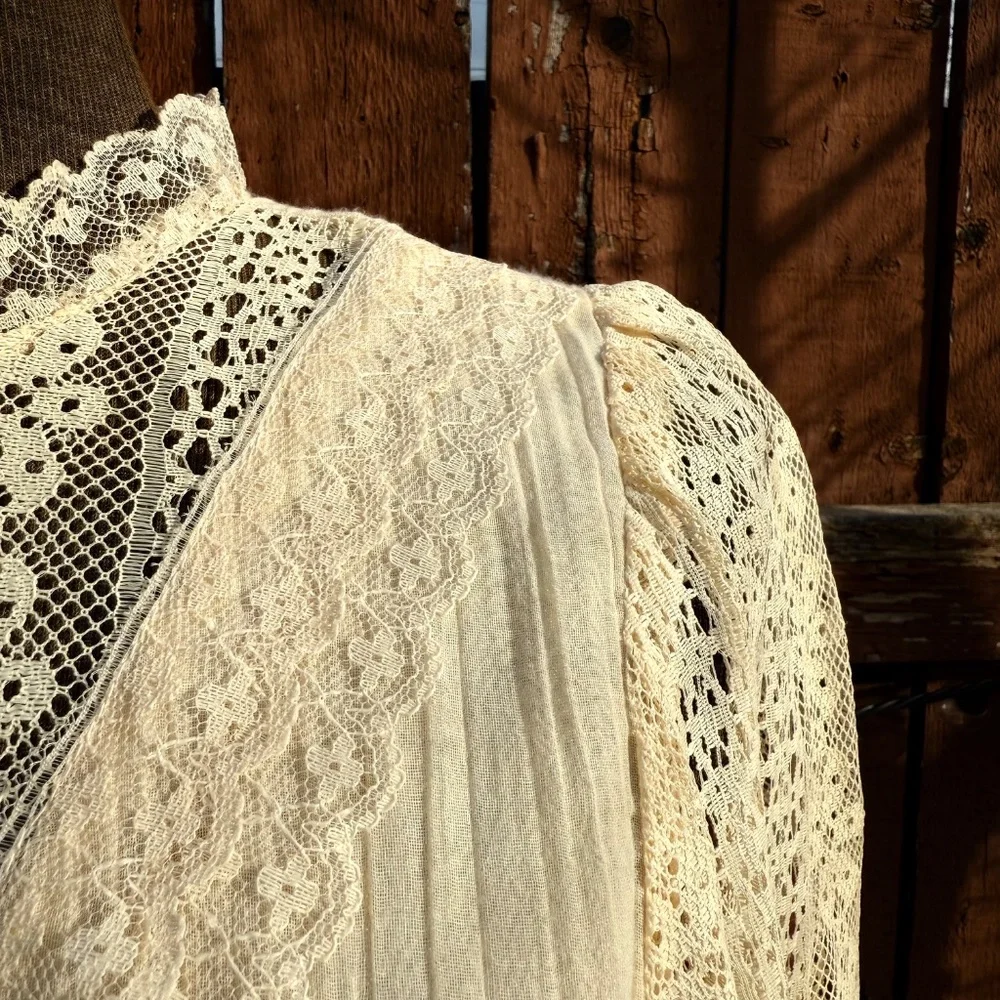Ethereal ivory prairie/boho maxi dress π€ - Picture 7 of 13